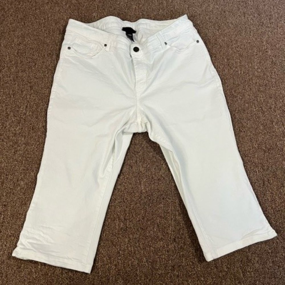 Lane Bryant White Capri jeans, size 18W